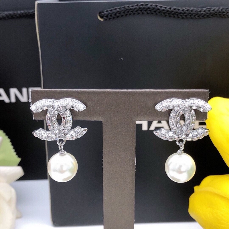 Ch**el earrings